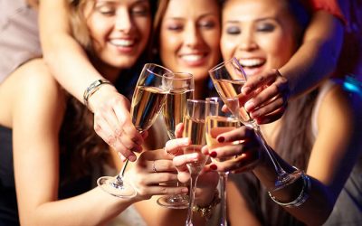 7 Reasons Why Wine is like Women